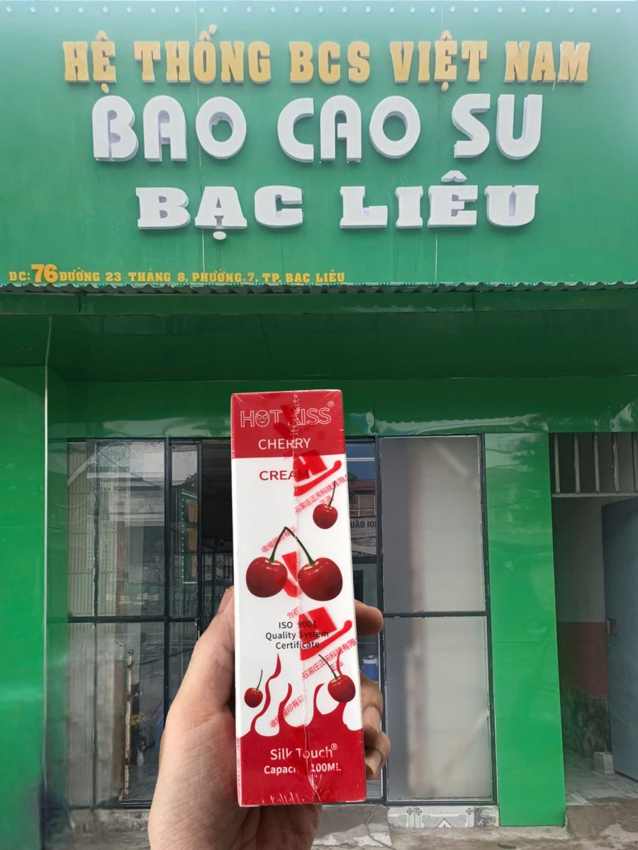 Gel bôi trơn Hot Kiss hương cherry 100ml - tại bao cao su Bạc Liêu