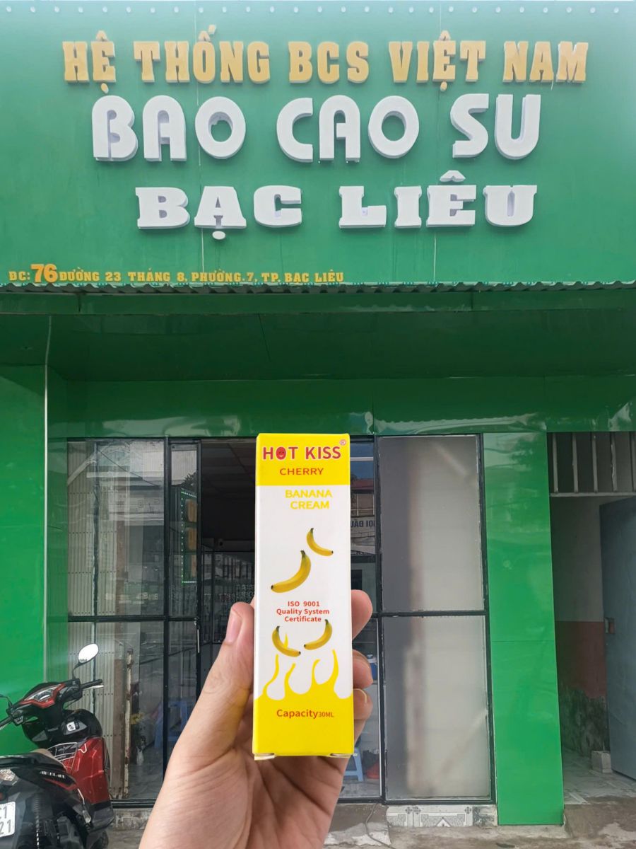 Gel bôi trơn Hot Kiss hương chuối 30ml - tại bao cao su Bạc Liêu